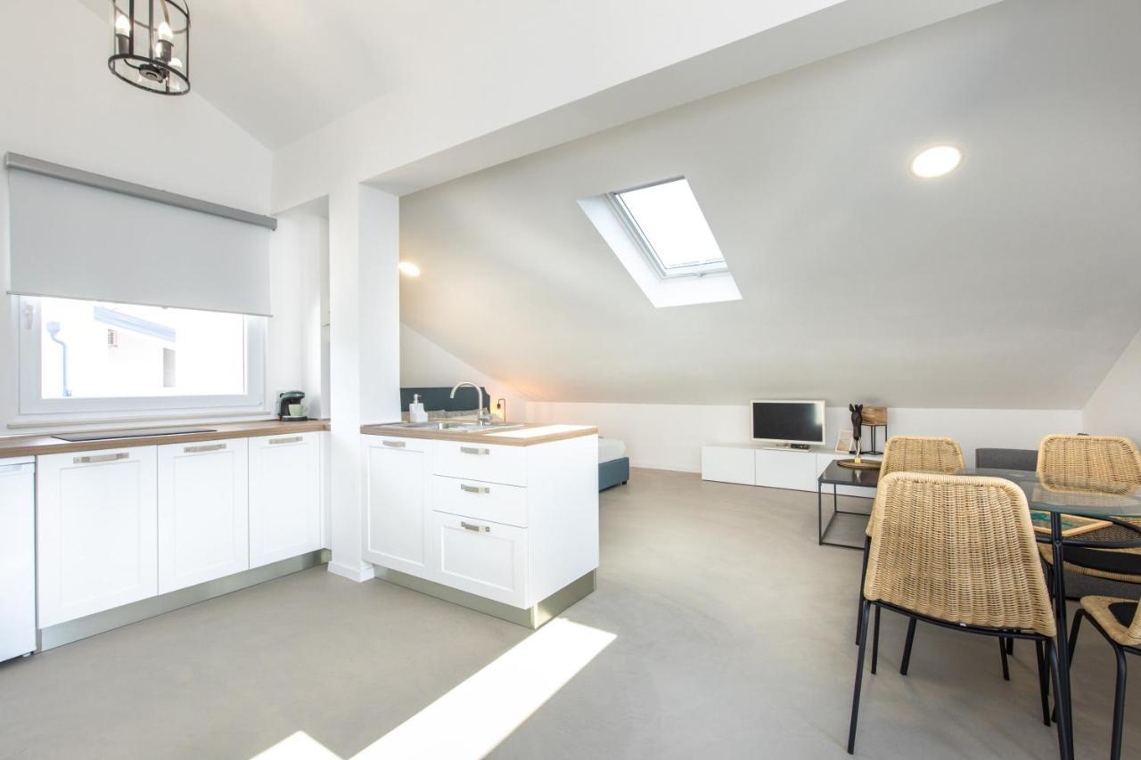נייביצה Bellmar Apartments מראה חיצוני תמונה