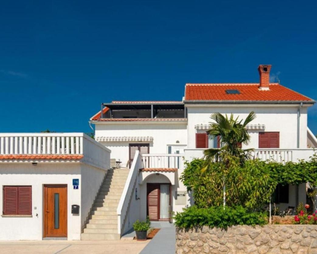 נייביצה Bellmar Apartments מראה חיצוני תמונה